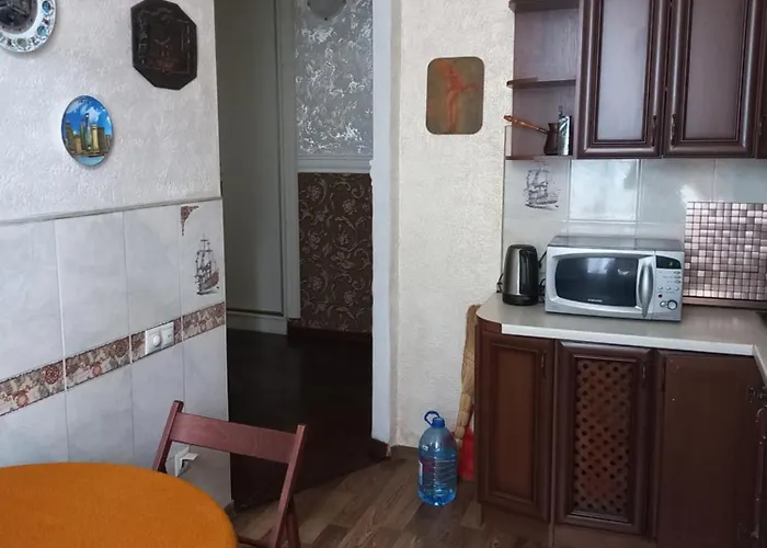 у жд вокзала и моря * Οδησσός